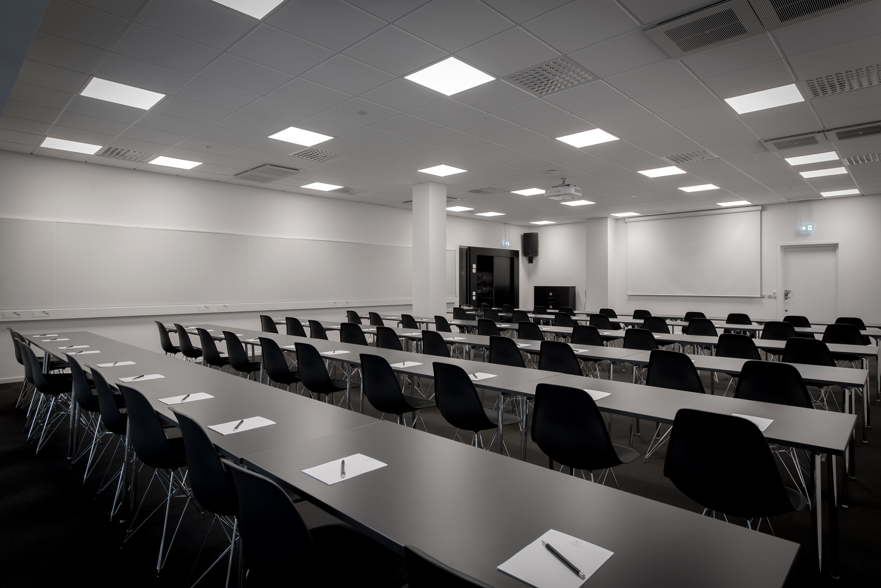 conference_3